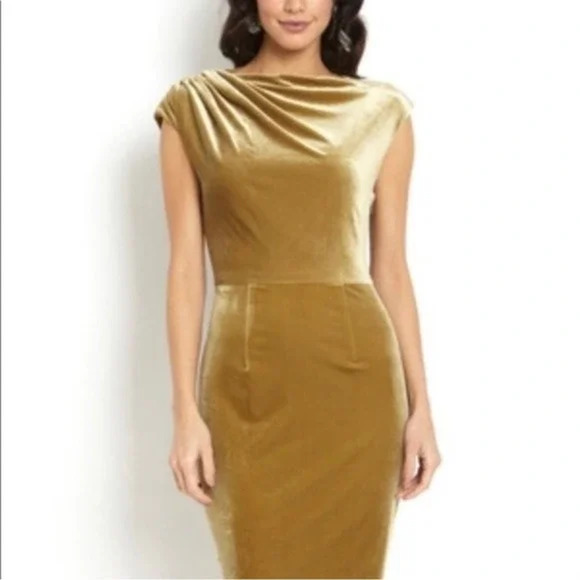 THML Dresses & Skirts - THML Womens‎ Small Velvet Chartreuse Gold Velvet Cocktail Dress